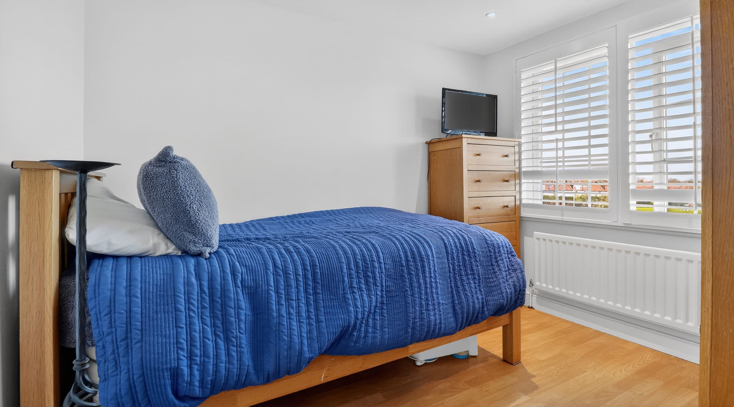 Professional interior property photograph.
